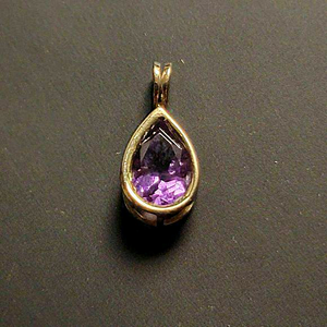 14kt Yellow Gold Amethyst Pear Pendant‎